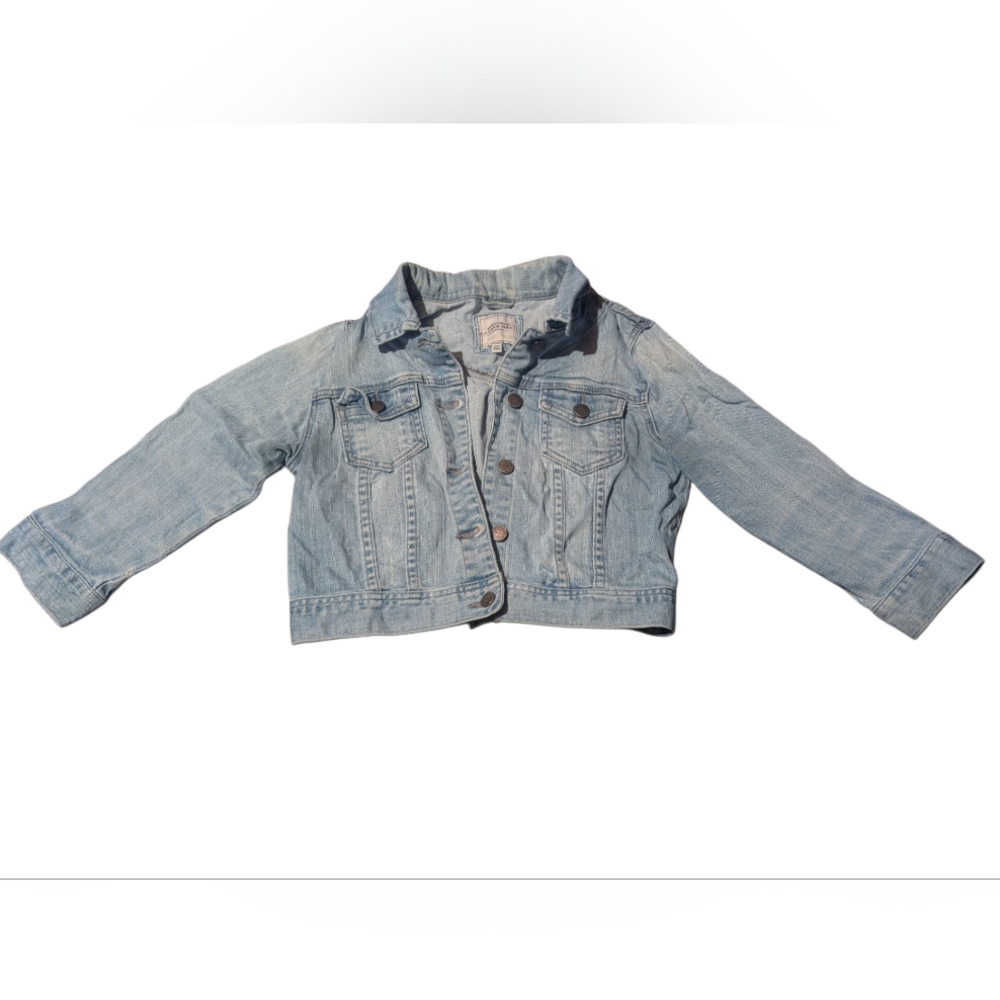 Blue Jean Jacket with Cropped Length and Traditional Collar